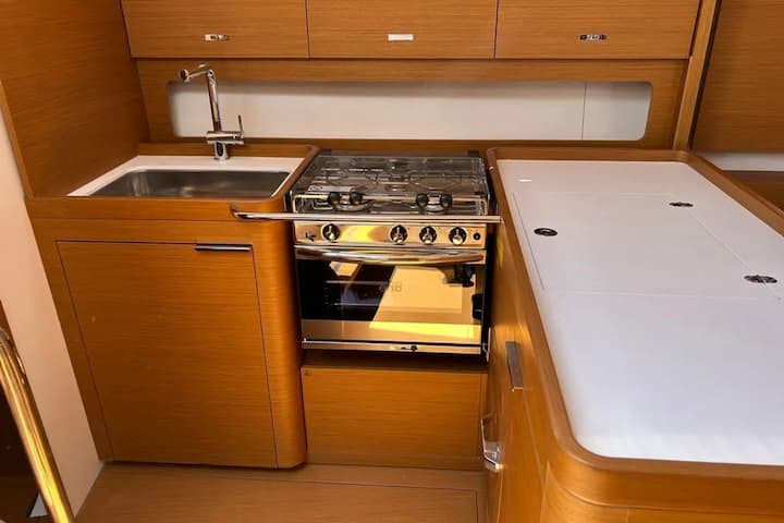  Barca a vela Beneteau First 44 (2024) per Noleggio, overcloccabile Lavrion | #27614 - 3