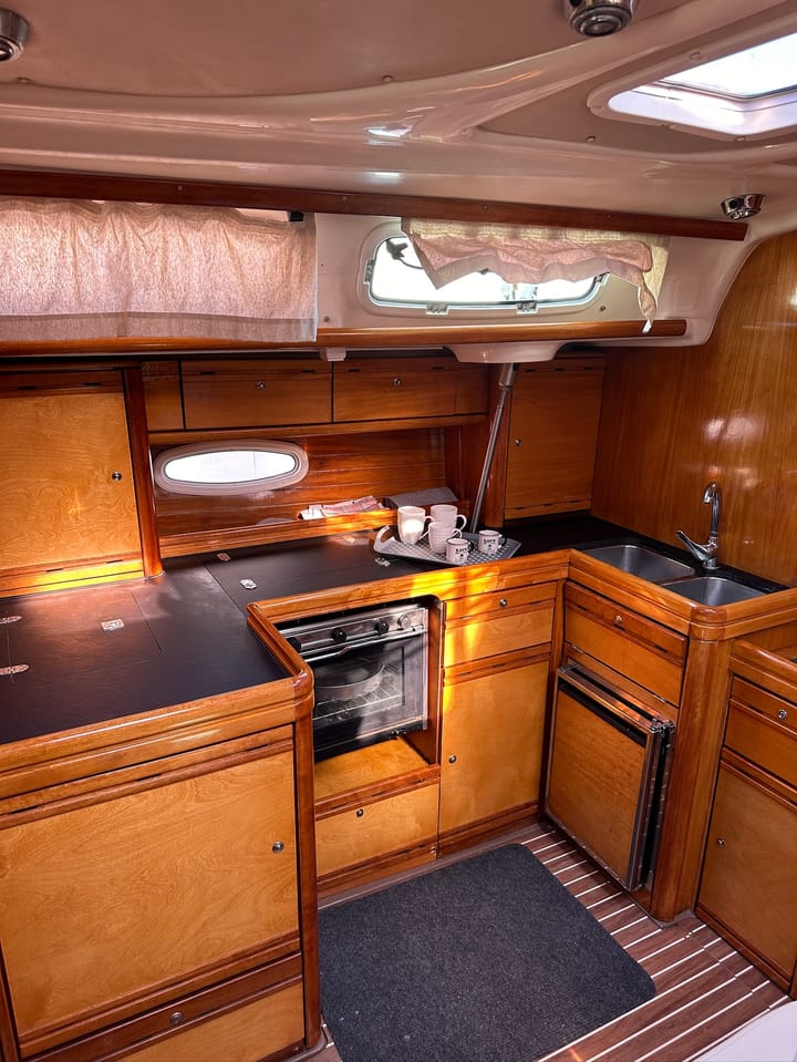 Sailboat Bavaria 46 Cruiser (2007) for Charter - Volos | #27629 - 13