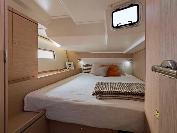 Sailboat Beneteau Oceanis 51.1 (2023) for Charter - Primošten | #27702 - 12