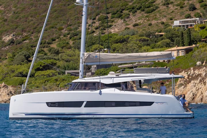 Catamaran Fountaine Pajot 44 (2026) for Charter - Portimao | #27817 - 43