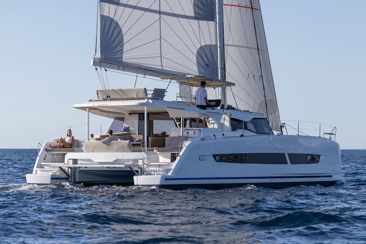 Catamaran Fountaine Pajot 44 (2026) for Charter - Portimao | #27817 - 17