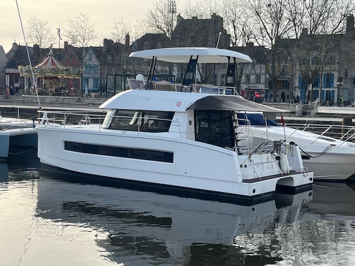  Catamarano Fountaine Pajot MY37 (2017) per Noleggio, overcloccabile Cogolin | #27838 - 7