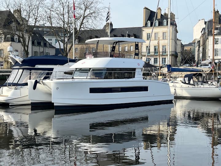  Catamarano Fountaine Pajot MY37 (2017) per Noleggio, overcloccabile Cogolin | #27838 - 4