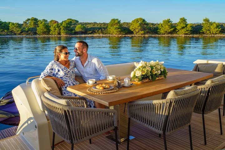 Custom Made Motor Yacht (2009) for Charter - Sukošan | #27840 - 17