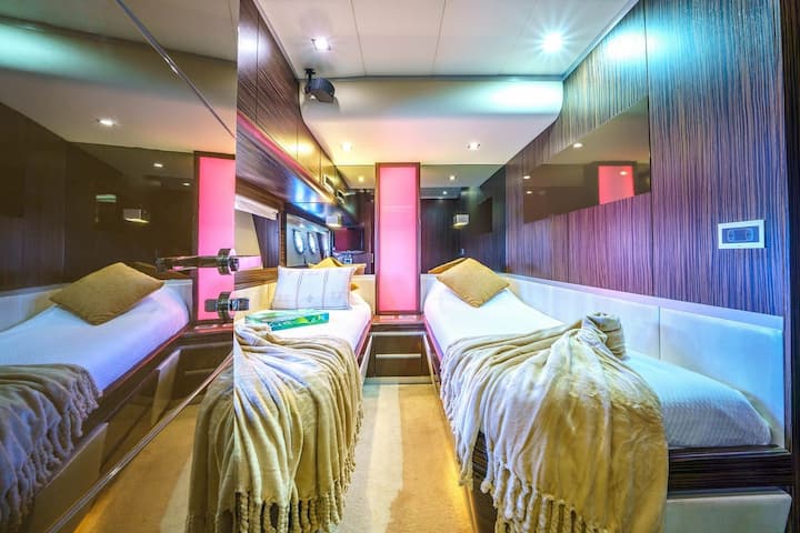 Custom Made Motor Yacht (2009) for Charter - Sukošan | #27840 - 14