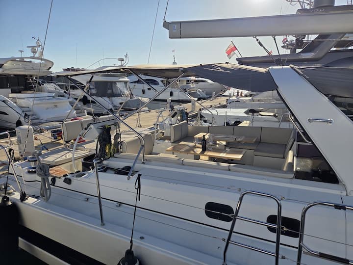 Sailboat Beneteau Oceanis 62 (2017) for Charter - Kaštel Gomilica | #27941 - 5