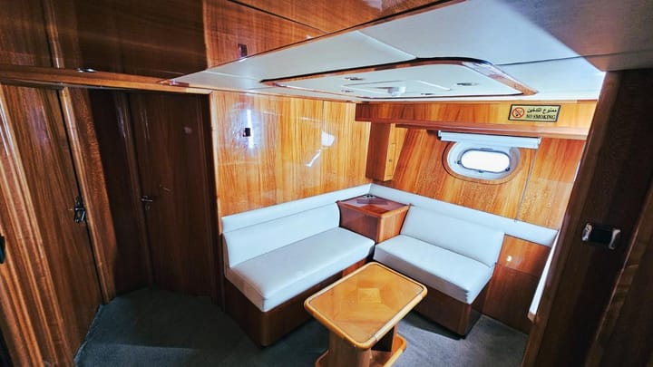  Yate a motor Gulf Craft Majesty 105 (2022) para Charter - Dubái | #27950 - 14