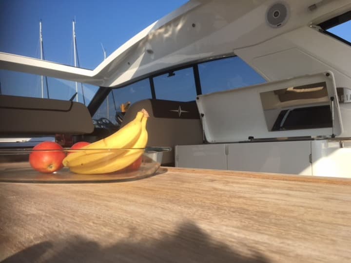 Motorboat Bavaria  Sport 450 HT (2016) for Charter - Seget Donji | #27972 - 15