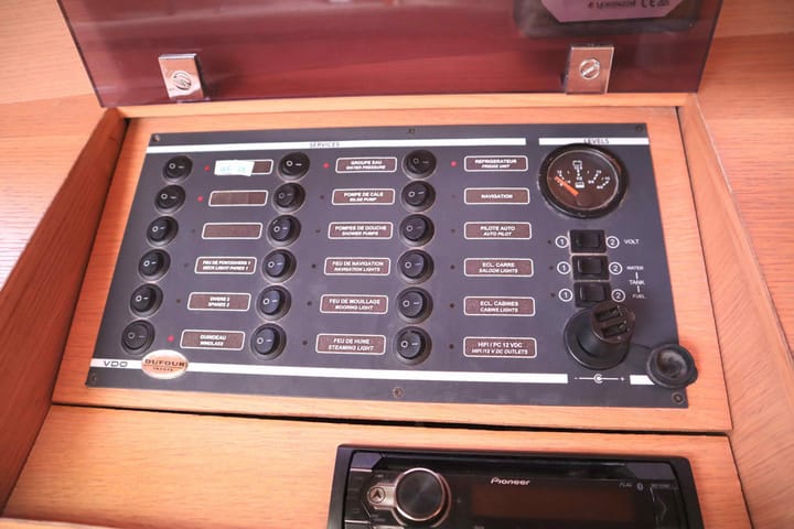  Velero Dufour 382 (2015) para Charter - Atenas | #2798 - 8