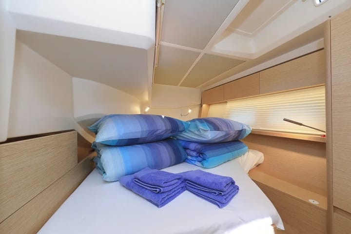 Segelboot Hanse  588 (2020) für Charter - Salerno | #28011 - 9