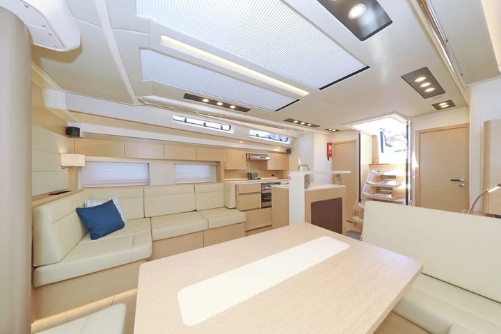 Segelboot Hanse  588 (2020) für Charter - Salerno | #28011 - 15