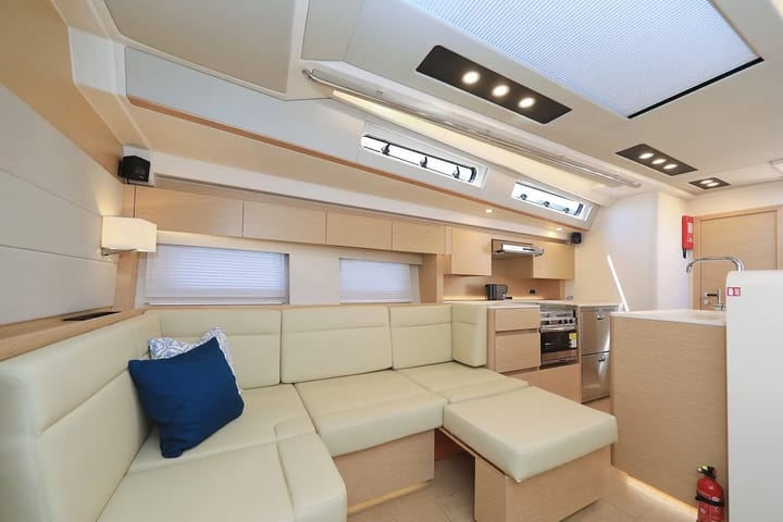 Segelboot Hanse  588 (2020) für Charter - Salerno | #28011 - 21