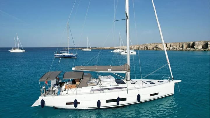  Barca a vela Dufour 470 (2024) per Noleggio, overcloccabile Cagliari | #28024 - 8