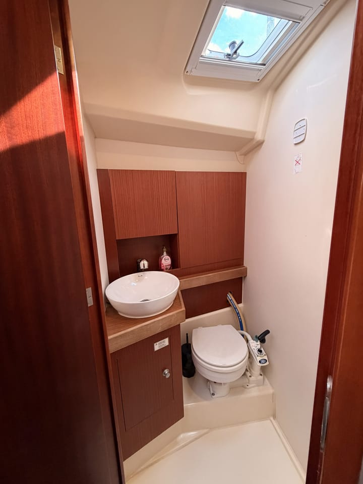 Sailboat Hanse  415 (2015) for Charter - Fethiye | #28028 - 27