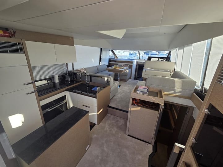 Motor Yacht Prestige 520 Fly (2024) for Charter - Šibenik | #28029 - 2