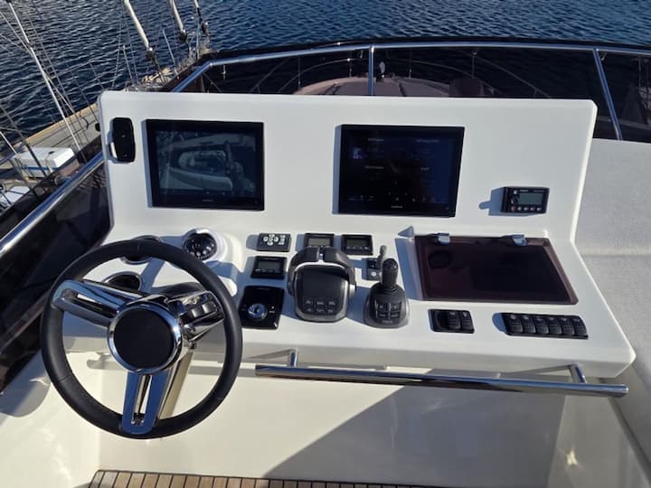 Motor Yacht Prestige 520 Fly (2024) for Charter - Šibenik | #28029 - 18