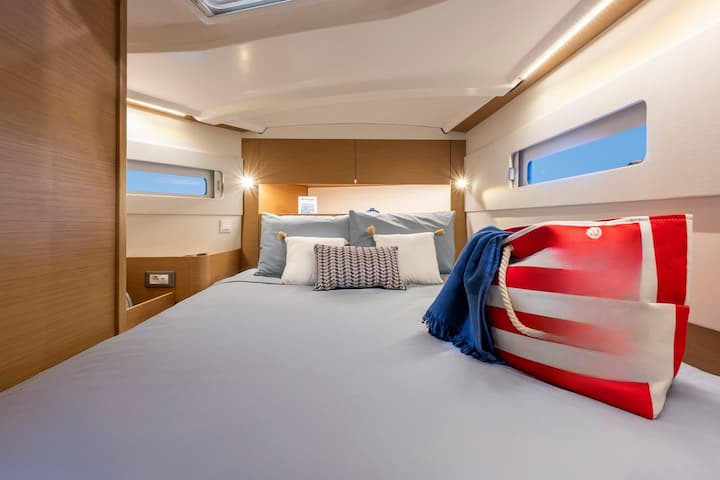  Zeilboot Jeanneau Sun Odyssey 410 (2026) voor Charter - Nikiti - Chalkidiki | #28081 - 11