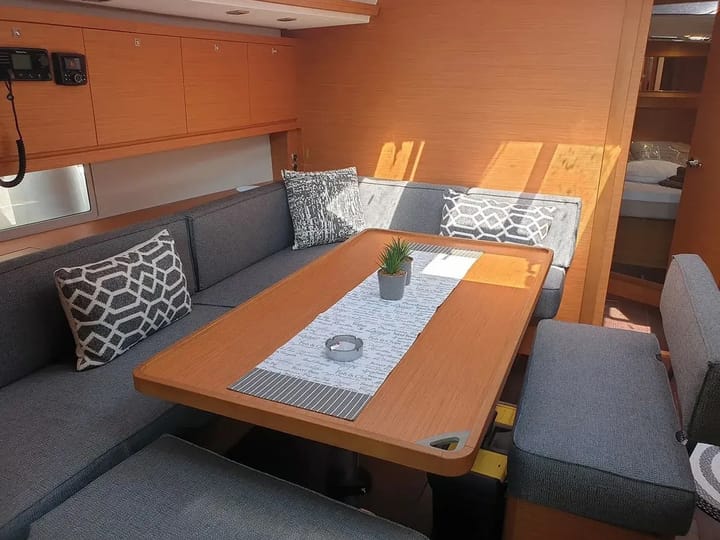  Velero Dufour 470 (2022) para Charter - Ligia | #28082 - 2