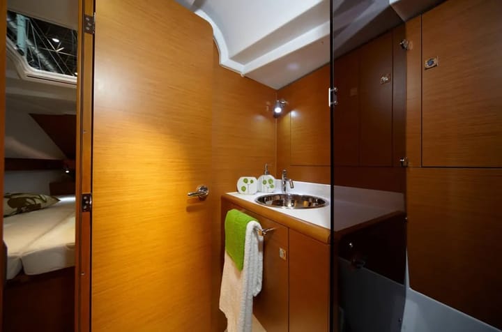 Voilier Jeanneau Sun Odyssey 449 (2017) pour Charter - Athènes | #2816 - 9