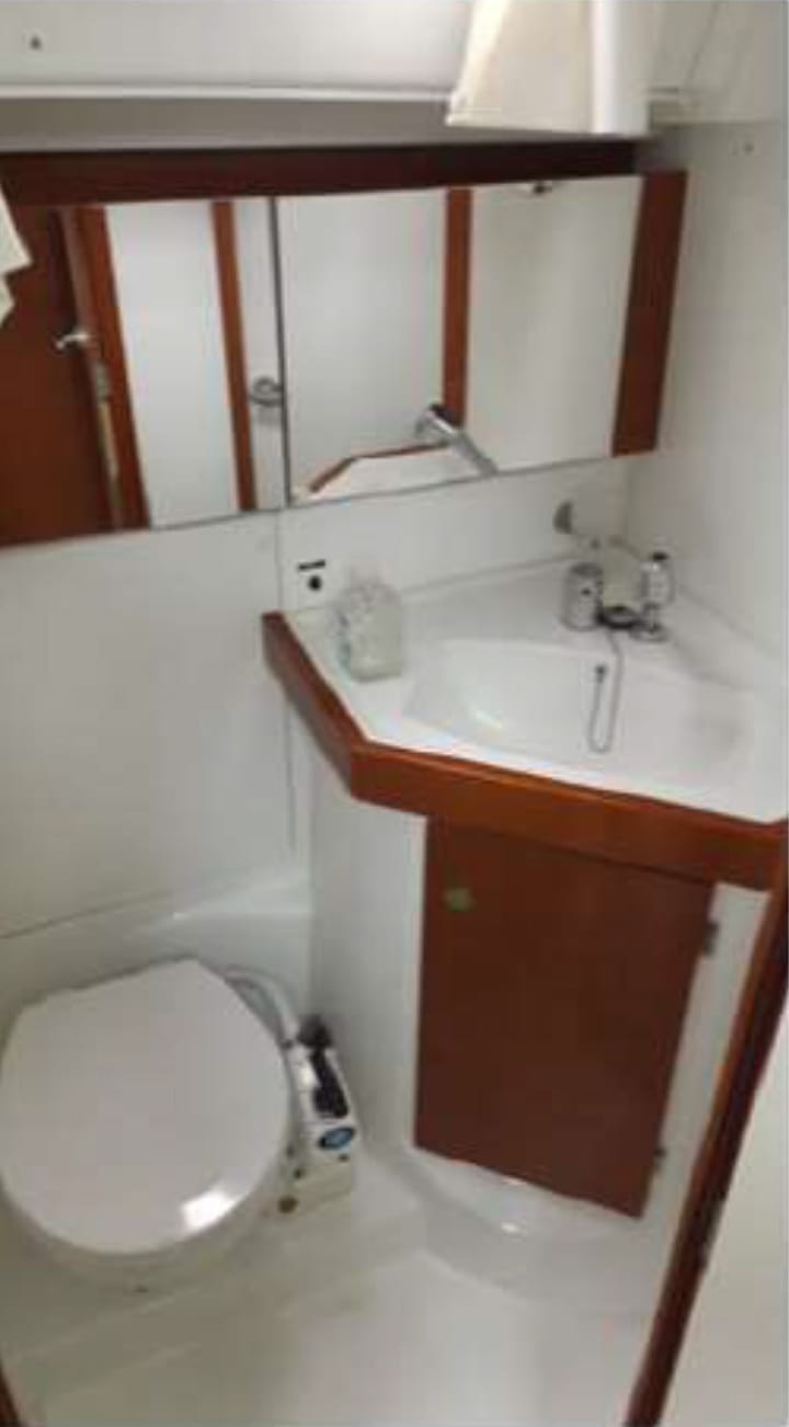 Voilier Beneteau Oceanis 50 (2012) pour Charter - Kalkara | #2825 - 21