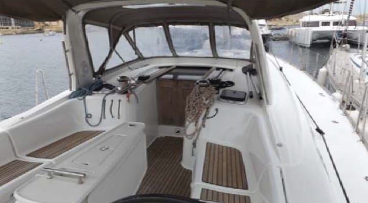 Voilier Beneteau Oceanis 50 (2012) pour Charter - Kalkara | #2825 - 4