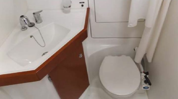 Voilier Beneteau Oceanis 50 (2012) pour Charter - Kalkara | #2825 - 10