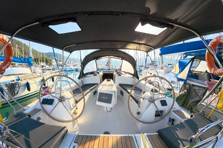  Zeilboot Beneteau 43 (2010) voor Charter - Fethiye | #28279 - 3