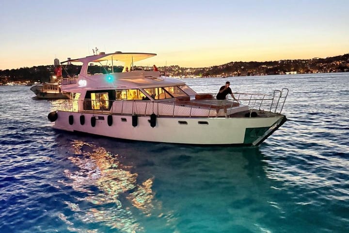 Hecho a medida Yate a motor (2025) para Charter - Bebek | #28334  - 2