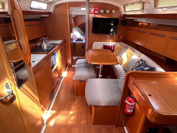 Beneteau Cyclades 39.3 Kiralık Yelkenli (2007) - Fethiye | #28623 - 9