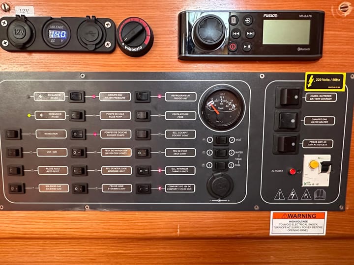 Beneteau Cyclades 39.3 Kiralık Yelkenli (2007) - Fethiye | #28623 - 37