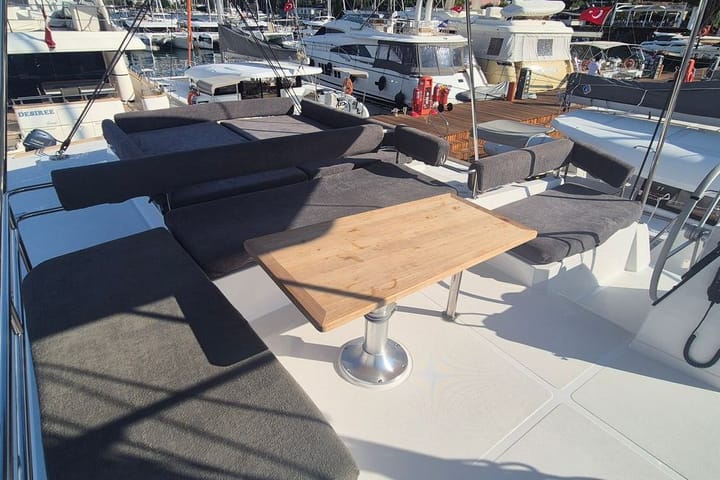  Catamarano Bali 4.6 (2025) per Noleggio, overcloccabile Fethiye | #28658 - 2