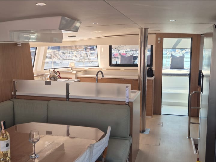  Catamarano Bali 4.6 (2025) per Noleggio, overcloccabile Fethiye | #28658 - 4