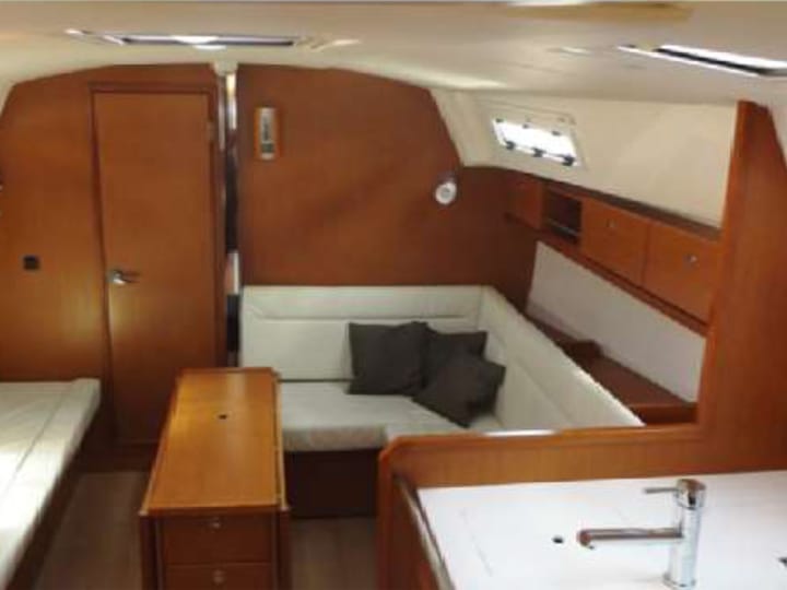 Voilier Bavaria  36 Cruiser (2013) pour Charter - Kalkara | #2869 - 2