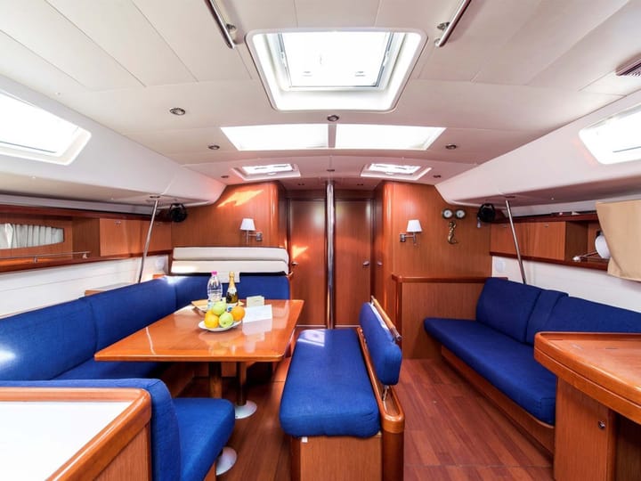  Velero Beneteau Oceanis 54 (2009) para Charter - Palairos | #2878 - 2