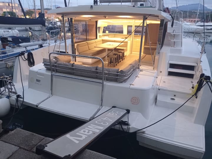  Catamarán Bali  4.3 (2019) para Charter - Cannigione | #3050 - 19