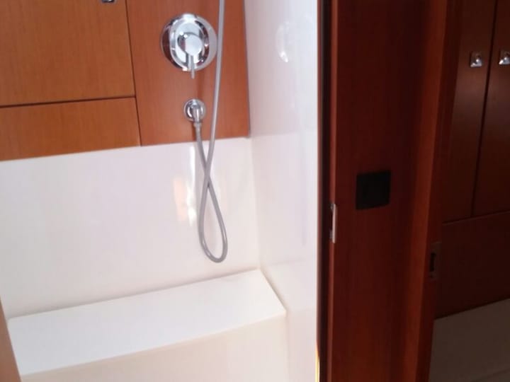 Voilier Bavaria 46 Cruiser (2016) pour Charter - Puntone - Follonica | #3124 - 6