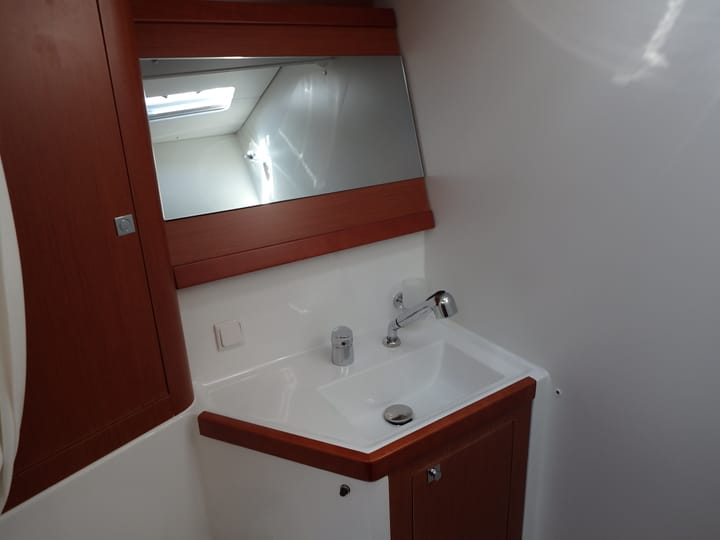  Barca a vela Beneteau Oceanis 48 (2016) per Noleggio, overcloccabile Lefkada | #319 - 8