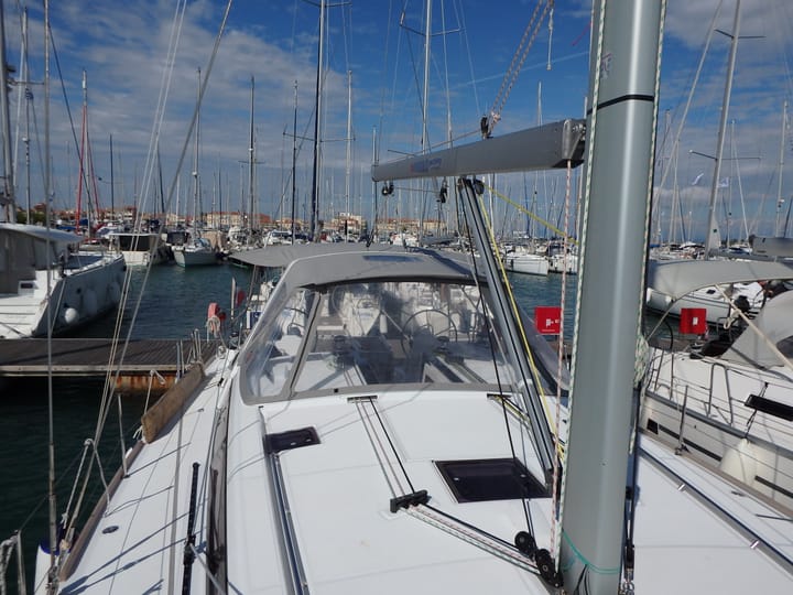  Barca a vela Beneteau Oceanis 48 (2016) per Noleggio, overcloccabile Lefkada | #319 - 9