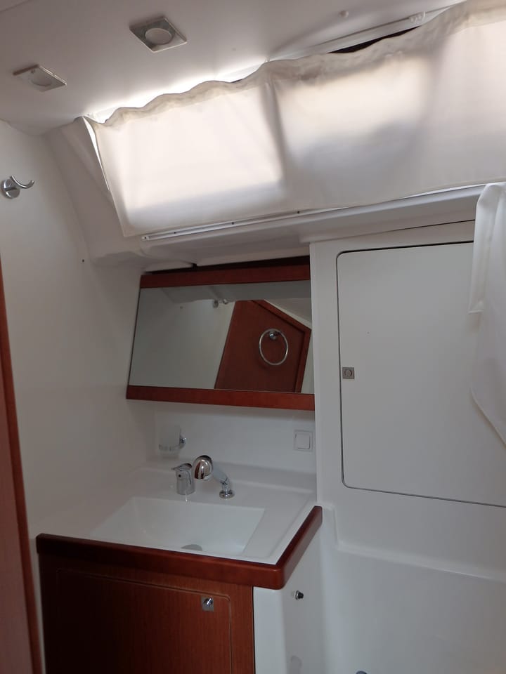  Barca a vela Beneteau Oceanis 48 (2016) per Noleggio, overcloccabile Lefkada | #319 - 18