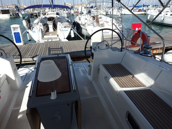 Barca a vela Beneteau Oceanis 48 (2016) per Noleggio, overcloccabile Lefkada | #319 - 16