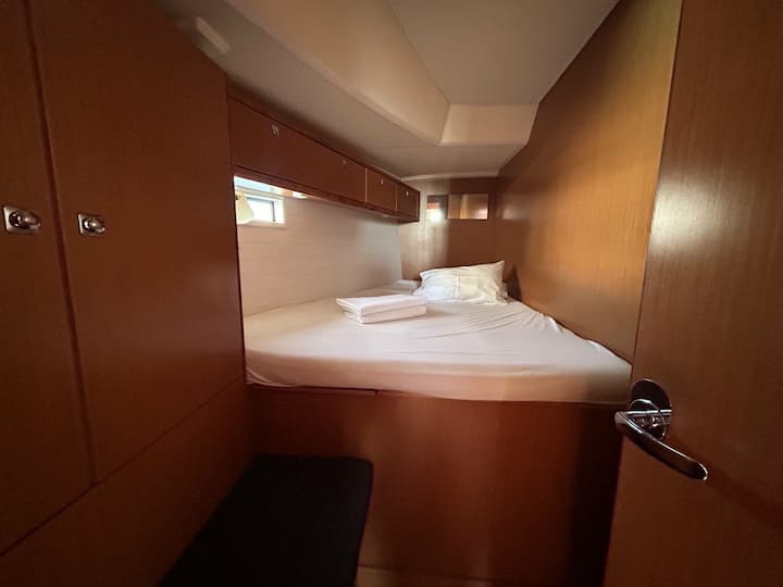 Sailboat Bavaria 46 Cruiser (2015) for Charter - Pula | #3552 - 14