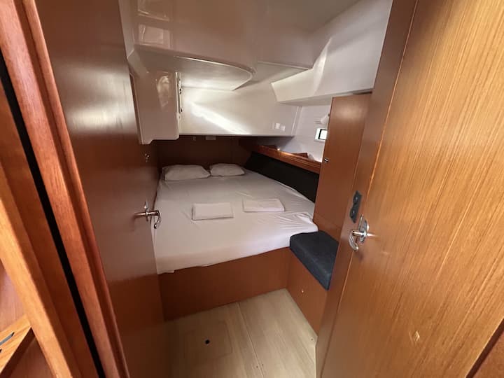 Sailboat Bavaria 46 Cruiser (2015) for Charter - Pula | #3552 - 12