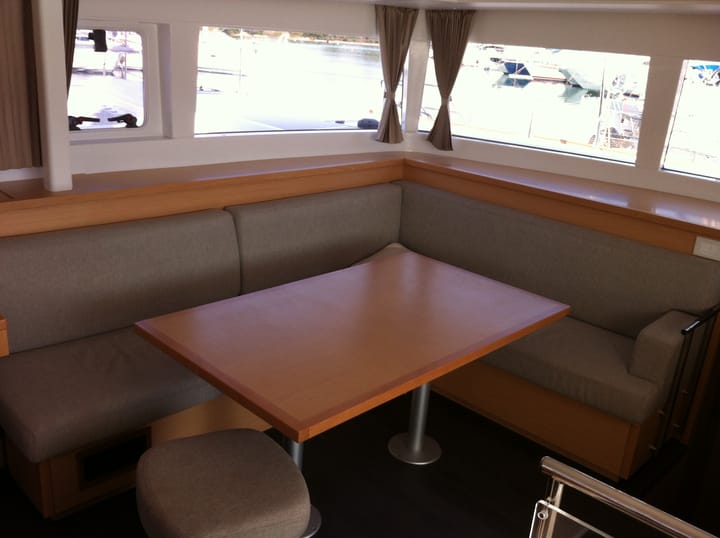 Katamaran Lagoon  450 (2013) für Charter - Pula | #3562 - 2