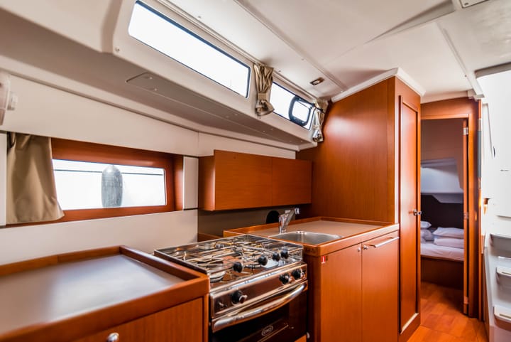 Beneteau Oceanis 38.1 Kiralık Yelkenli (2018) - Pula | #3569 - 4