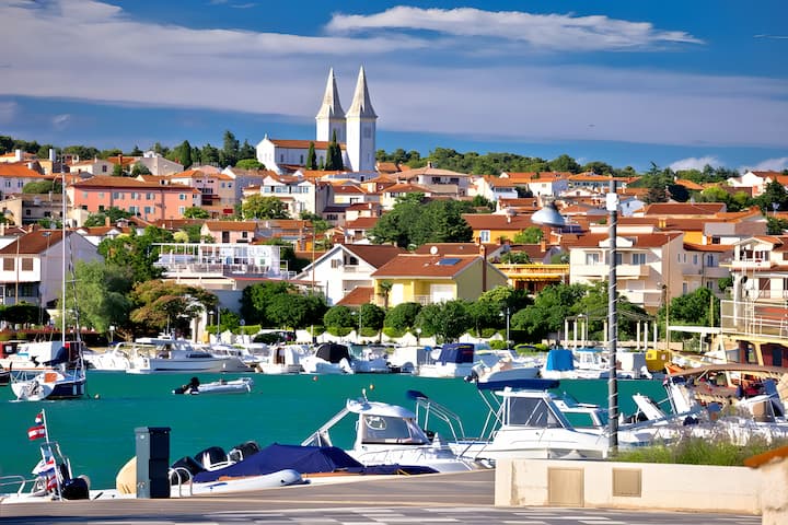 Voilier Beneteau Oceanis 38 (2015) pour Charter - Medulin | #3570 - 16