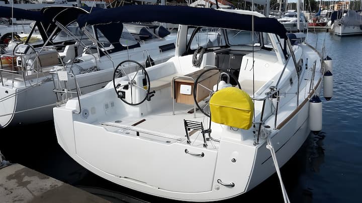 Voilier Beneteau Oceanis 38 (2015) pour Charter - Medulin | #3570 - 5