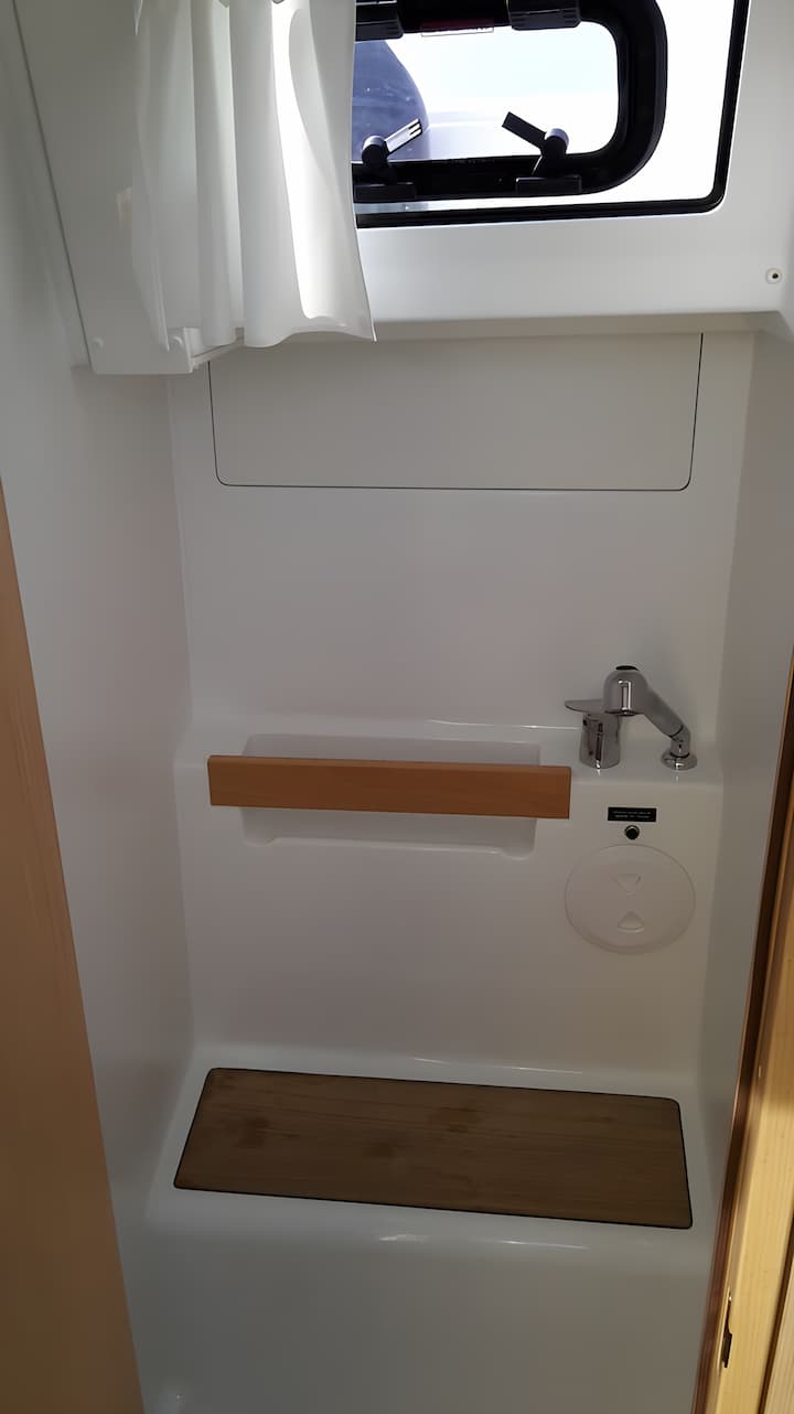 Voilier Beneteau Oceanis 38 (2015) pour Charter - Medulin | #3570 - 12