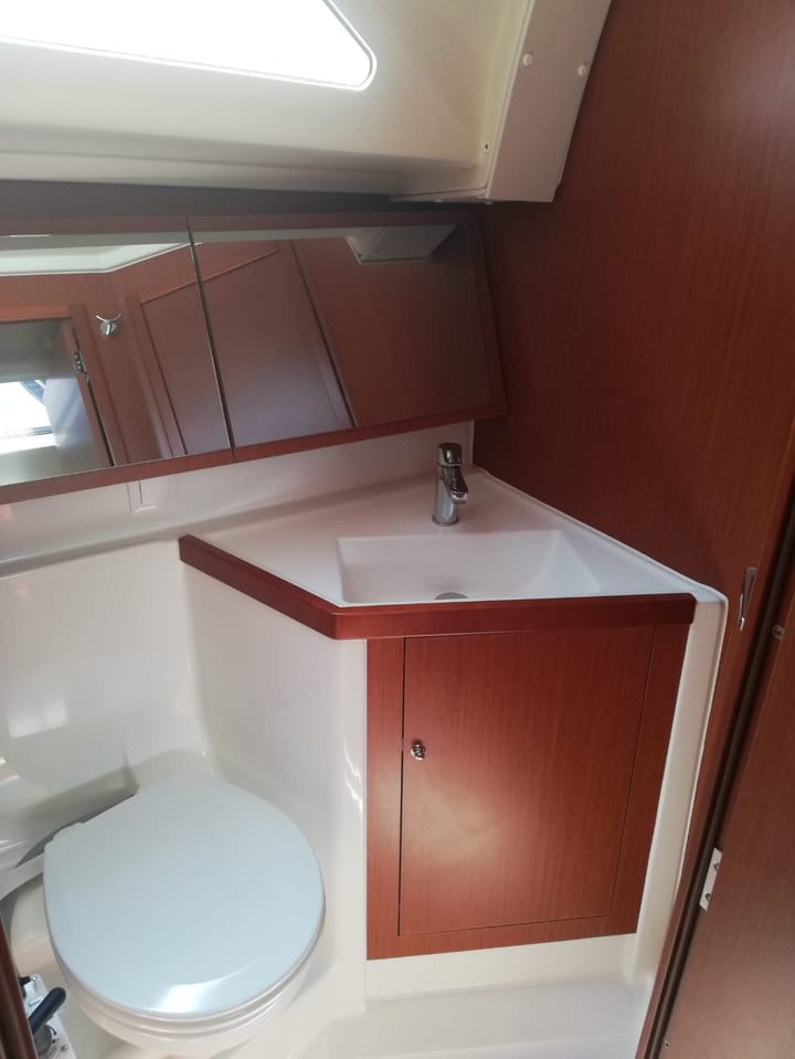 Segelboot Beneteau Oceanis 41.1 (2018) für Charter - Medulin | #3583 - 10