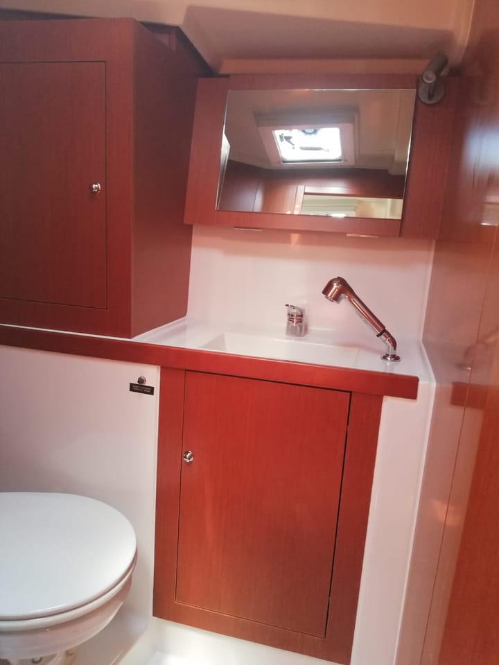 Segelboot Beneteau Oceanis 41.1 (2018) für Charter - Medulin | #3583 - 19