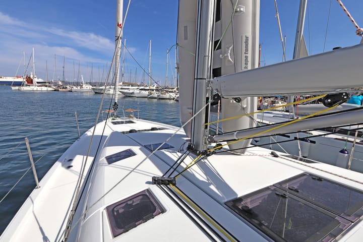 Sailboat Jeanneau Sun Odyssey 490 (2019) for Charter - Lavrion | #374 - 14